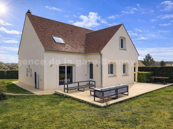 MAISON RECENTE 7P VARENNES JARCY