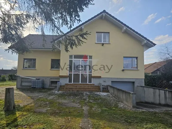 OTTMARSHEIM, propriété de 8P , 6 chambres sur 13.5 ares