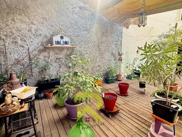 AGDE- Immeuble avec ascenseur privatif!