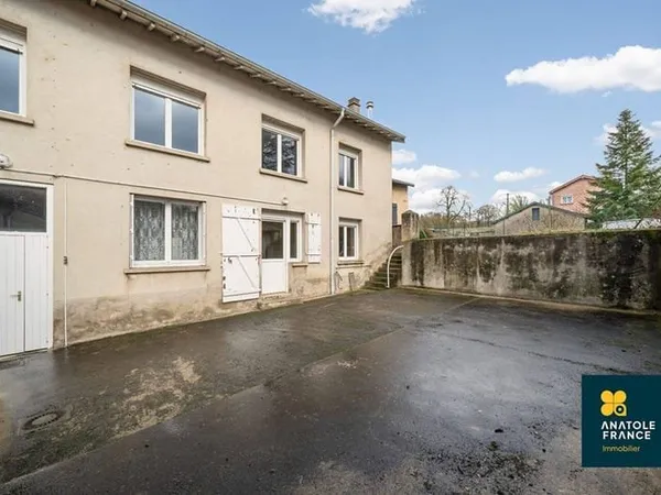 Maison 8 pièces 200 m²
