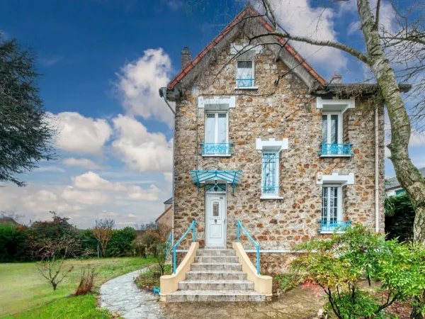 Maison 9 pièces 257 m²