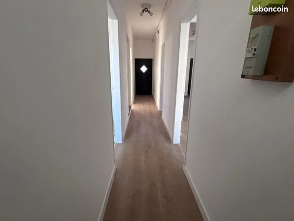 Maison 102 m² Moreuil