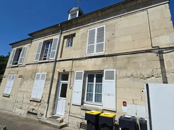 Appartement CREPY EN VALOIS - F1 avec couchage