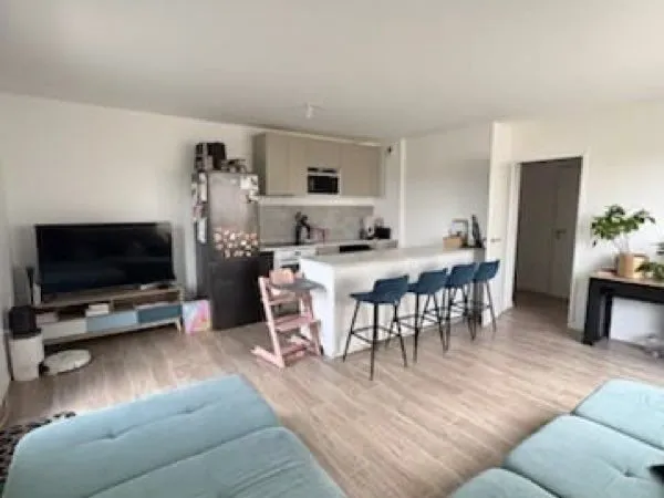 Superbe t4 avec grande terrasse