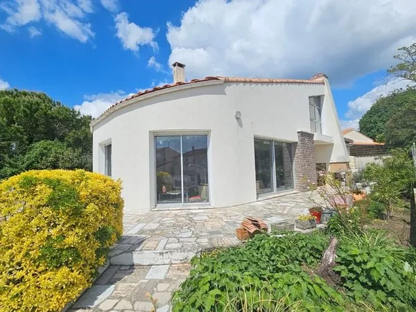 Maison 7 pièces 160 m²