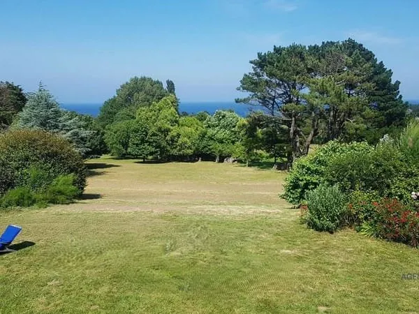 Maison 10 pièces 250 m²