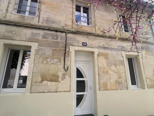Coup de coeur garanti ! Maison rénovée lumineuse et idéale 1er achat à Coutras.