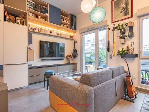 EN EXCLUSIVITE - A VENDRE - STUDIO NEUF AVEC JARDIN - BEZANNES