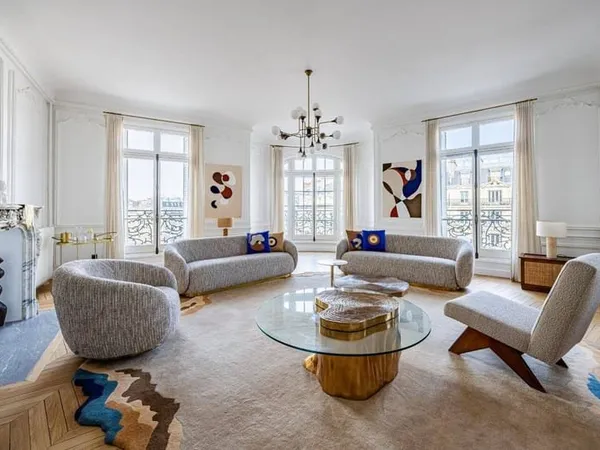 Appartement 7 pièces 265 m²
