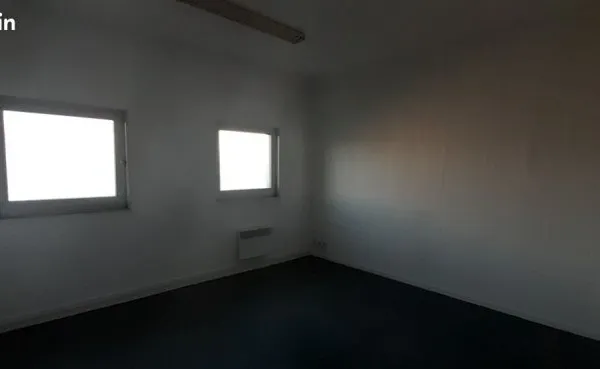 Cellule de 16.39 m²