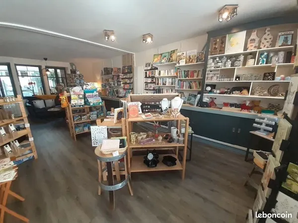 ✨ Local commercial 60 m² centre Nolay