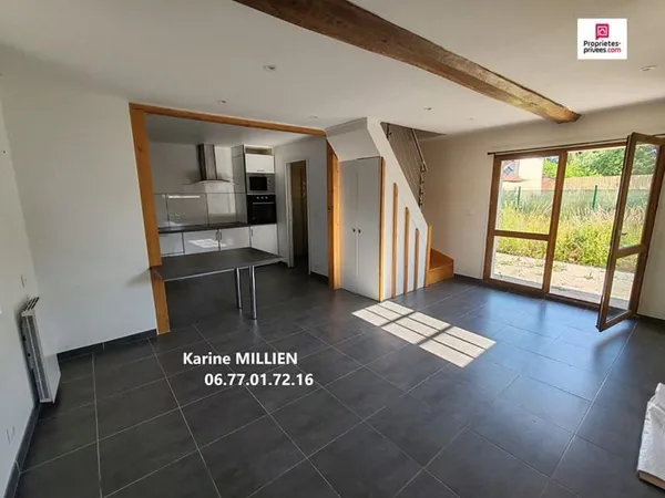 OUERRE 28500 Maison individuelle et grange aménageable - 1 étage - 2 chambres - Terrain - 165 000 HA