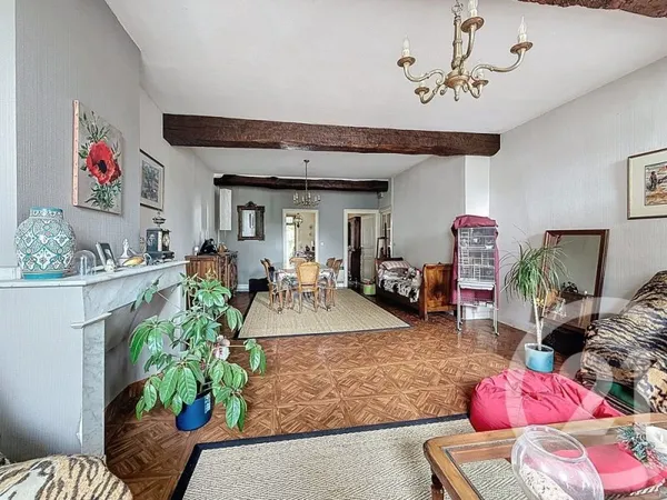 Maison 6 pièces 180 m²