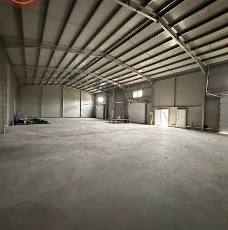 Entrepôt 470 m²