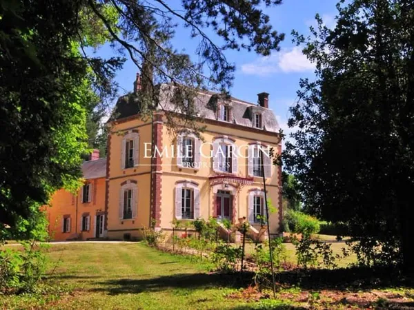 Propriété 15 pièces 450 m²