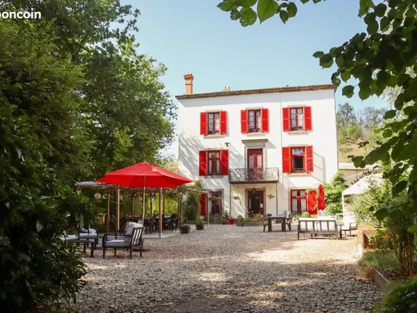 Maison de maître avec chambres d'hôtes