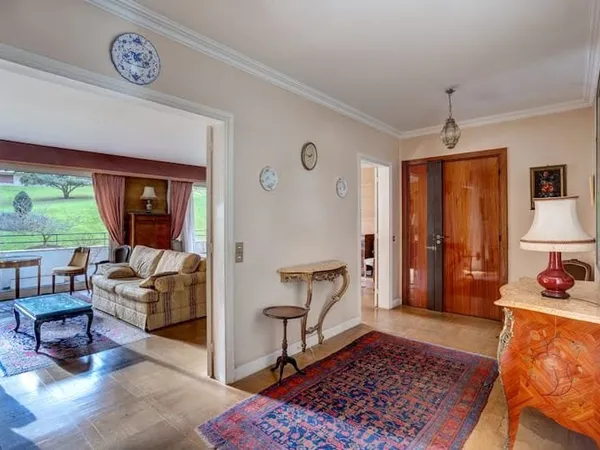 Appartement 5 pièces 147 m²
