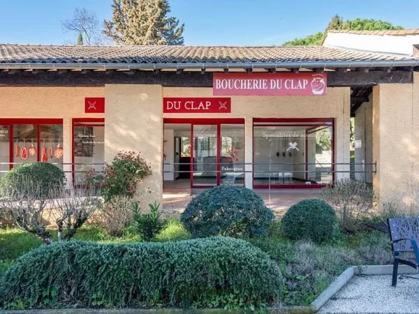 Local 87 m²