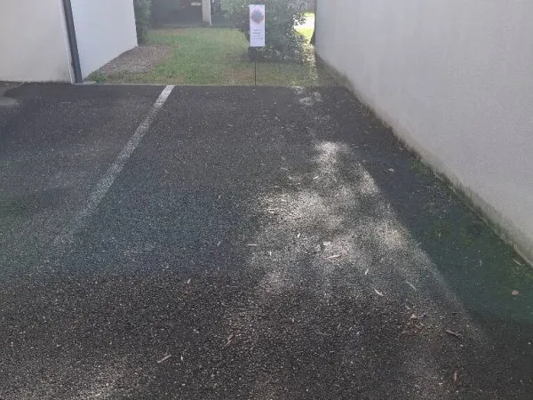 Parking 13 m²