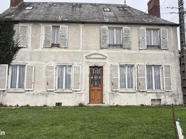 Maison 8 pièces 1 890 m²