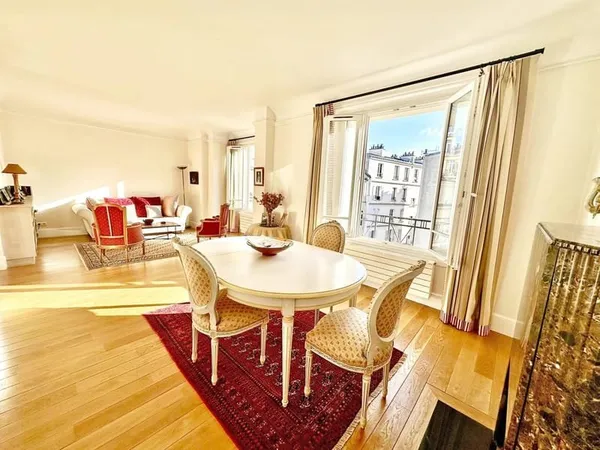 GROS CAILLOU - APPARTEMENT ÉTAGE ÉLEVÉ