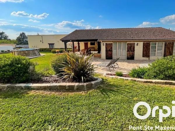 Maison 6 pièces 218 m²