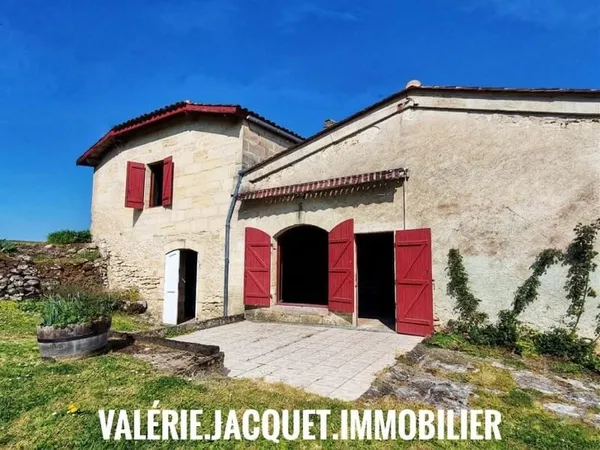 Domaine de Caractère à Saint-Cibard : Authenticité & Potentiel