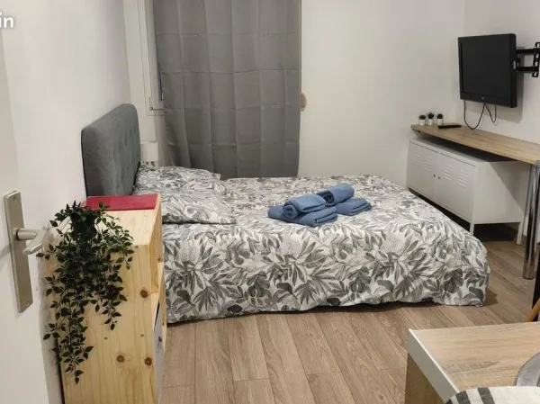 Charmant studio proche hyper centre