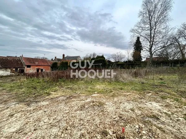 Terrain constructible 651 m²