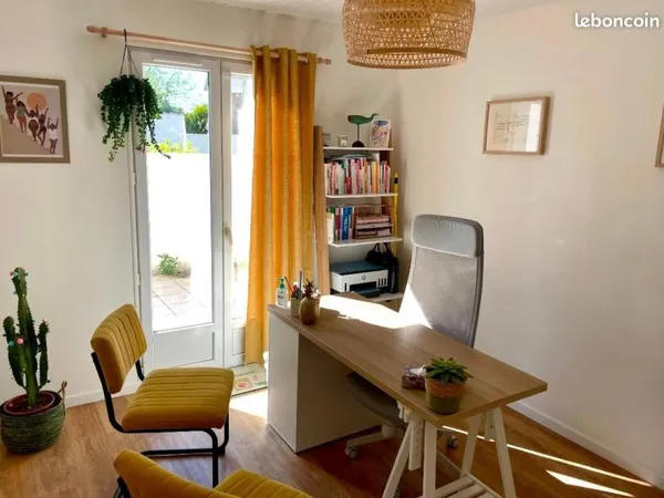 Cabinet / bureau à louer