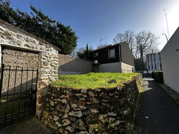 PROCHE CENTRE VILLE