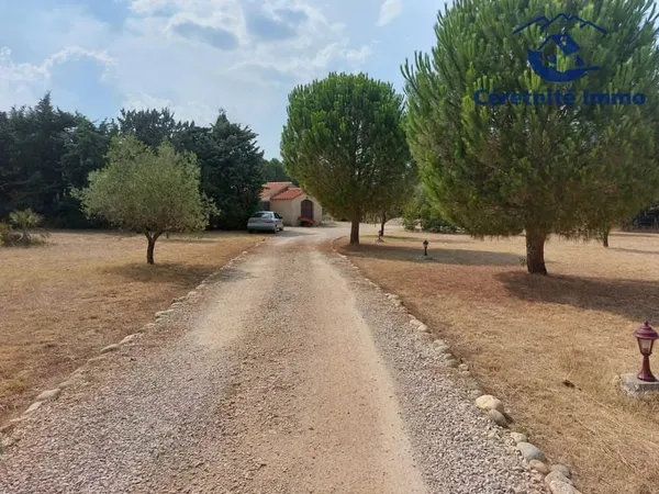 MAISON DE CAMPAGNE