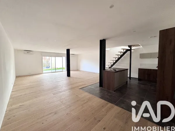 Maison 5 pièces 159 m²