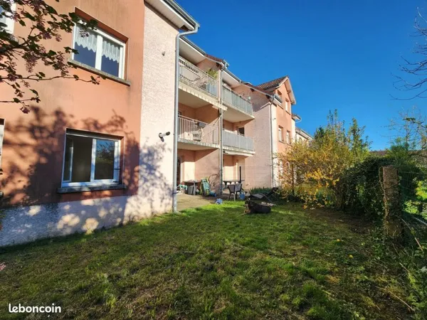 T3 71,5 m² RDC avec terrasse + garage - 760 cc