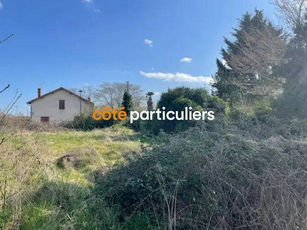 Meauzac Proche Montauban Terrain 660 m2 hors lotissement