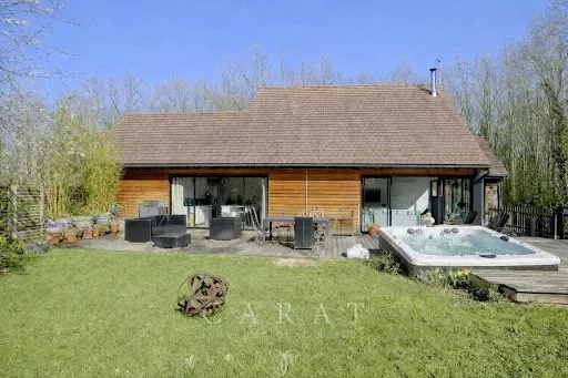 Maison 6 pièces 169 m²