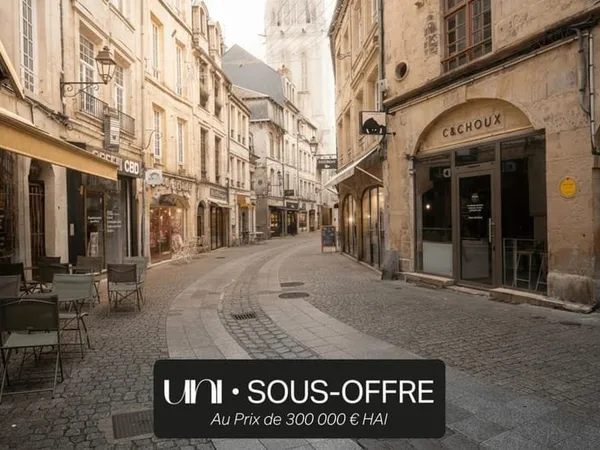 Appartement 5 pièces de 108 m2 avec terrasse - Caen centre