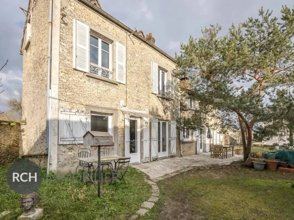 Maison 6 pièces 160 m²