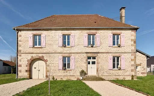 Maison 8 pièces 220 m²