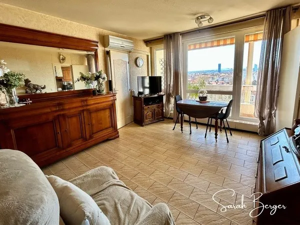Charmant T2 avec balcon - Villeurbanne (Secteur de la Perralière)