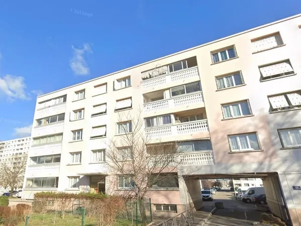 À VENDRE - APPARTEMENT T4 (POSSIBILITÉ T5) - 210 000 €