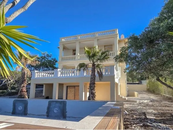 Achat : Maison Saint-Raphaël (83700)