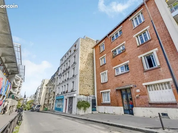 Studio 1 pièce 18 m²
