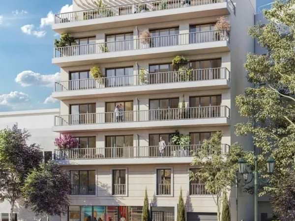 Local commercial 282 m²