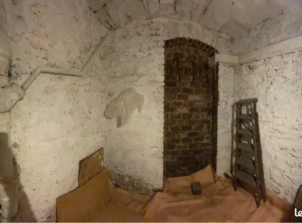 Cave saine 5m2, Paris 16e