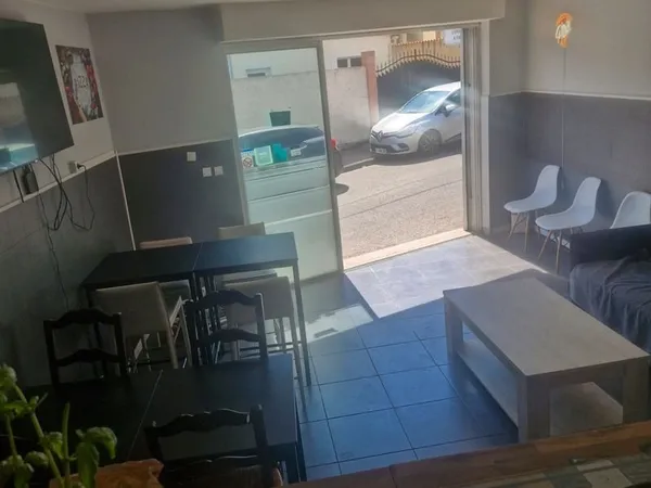 🍕 À vendre - Pizzeria proche de la mer 🍕