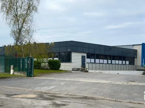 Immeuble commercial