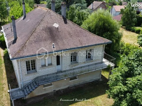 Maison 11 pièces 200 m²