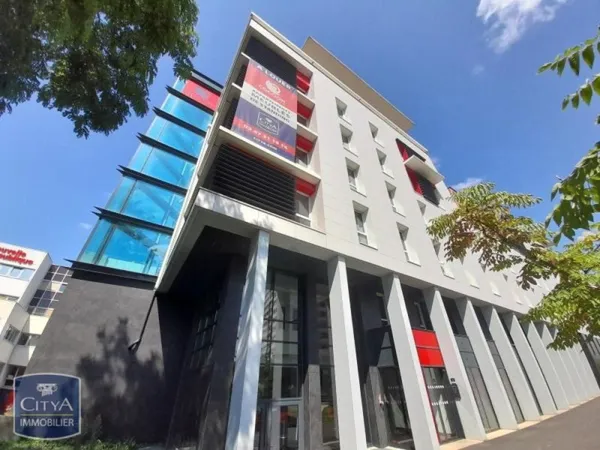 Studio 1 pièce 27 m²