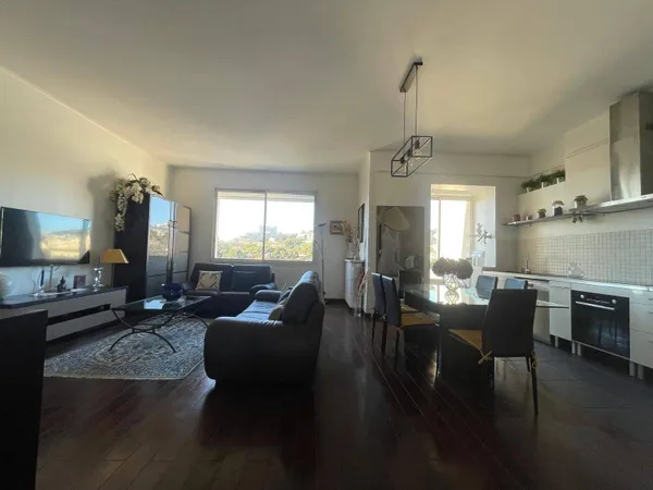 Appartement 3 pièces 90 m²